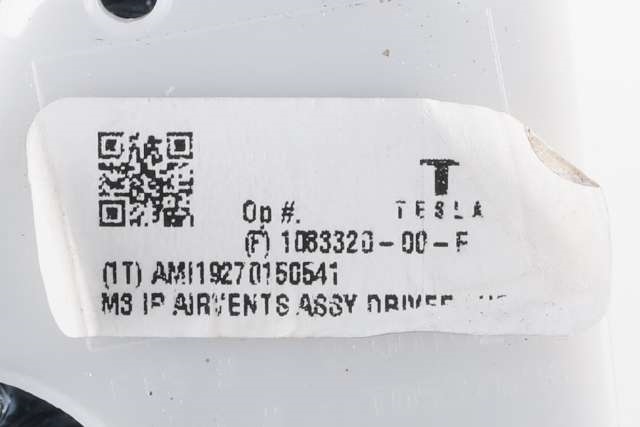 Dashbord friskluftdyse venstre til Tesla Model 3 2018-2023 (Fase 1) (TESLA|1083320-00-F|)