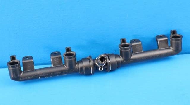 MC, Dyseskinne (Fuelrail) til MC BMW S1000 RR, 2009-2014 (Sport Race) (Sport Race) (BMW|13.54-7 717 199)