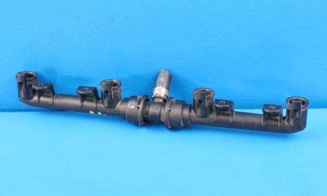 MC, Dyseskinne (Fuelrail) til MC BMW S1000 RR 2009-2014 (Sport Race) (Sport Race) (BMW|13.54-7 717 199|)