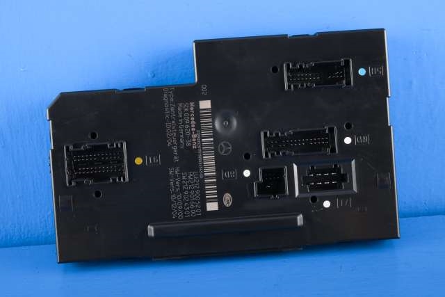 Styreenhet (SAM - Signal Acquisition Module) til Mercedes E-Klasse, 2009-2013 (Fase 1) (W212) (W212) (HELLA|5DK 009 620-38)