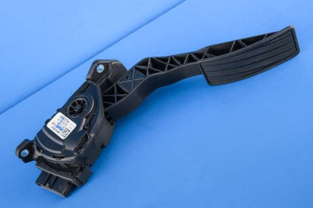 Pedal gass til Suzuki SX4 S-CROSS, 2013-->> (Type II)  (HELLA|6PV 009 074-09)