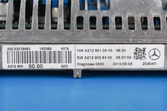 Bilstereo navigasjon skjerm til Mercedes E-Klasse 2009-2013 (Fase 1) (W212) (W212) (MERCEDES|A 212 900 50 00|)