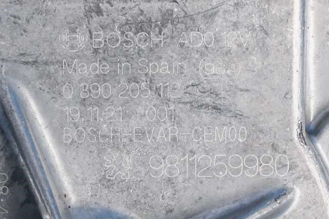 Viskermotor bakrute til Peugeot 3008 2016-->> (Type II)  (BOSCH|0 390 205 112|98 112599 80|)
