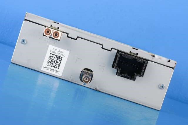 Bilstereo til Tesla Model X 2016-->> (TESLA|1052609-00-A|)