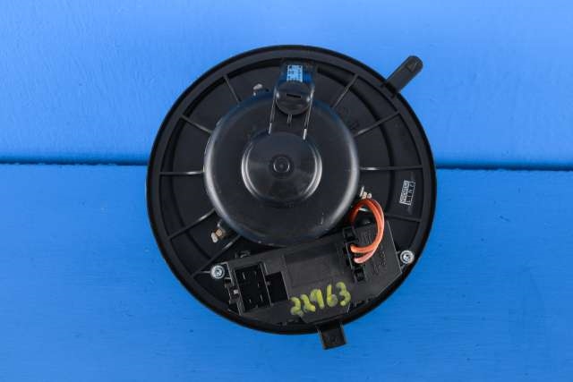 Varmeapparat motor til Škoda Octavia 2009-2013 (Type II, Fase 2) (MAHLE|8EW 351 043-221|)