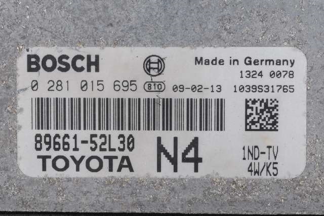 Styreenhet motor til Toyota Urban Cruiser 2009-2014  (BOSCH|0 281 015 695|89661-52L30|)