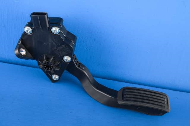 Pedal gass til Toyota Urban Cruiser, 2009-2014  (DENSO|198800-7021)