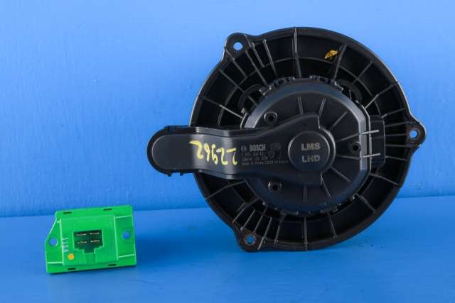 Varmeapparat motor til Tesla Model S 2013-2016 (Fase 1)  (BOSCH|F 00S 3B2 441|)