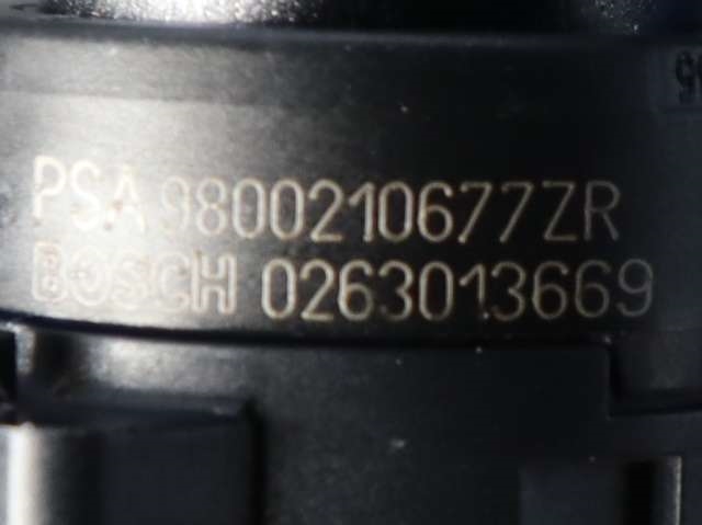 Parkeringssensor foran til Peugeot Expert 2016-->> (Type III)  (PEUGEOT|98 002106 77|)