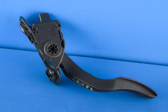 Pedal gass til Tesla Model S 2013-2016 (Fase 1) (HELLA|6PV 933 370-17|)