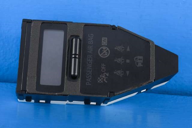 Instrument klokke til Toyota Auris, 2015-2019 (Type II, Fase 2)  (TOYOTA|83910-02200)