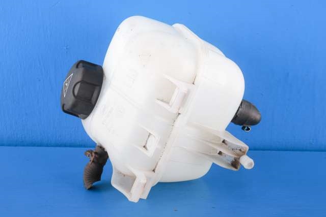 Ekspansjonstank til BMW i3, 2013-2022  (BMW|17.13-7 823 626)