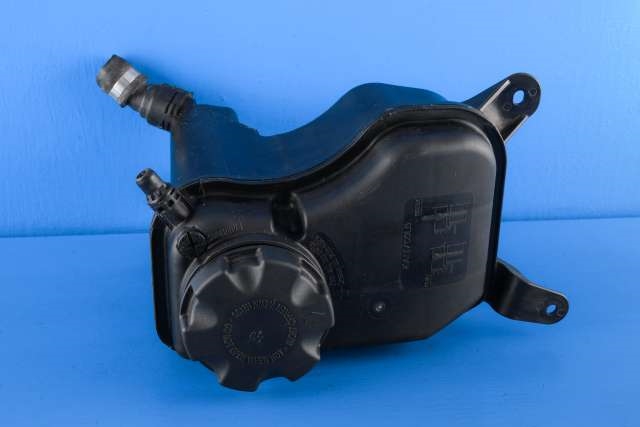 Ekspansjonstank til BMW 3-Serie, 2005-2011 (E90/E91/E92/E93) (E90/E91/E92/E93) (BMW|17.13-7 567 462)