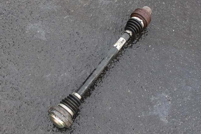 Drivaksel venstre bak, diesel/manuell til Audi A4 2007-2014 (Type IV) (B8) (B8) (VAG|8K0 501 203 M|)