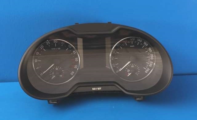 Instrumentpanel til Škoda Octavia, 2013-2016 (Type III, Fase 1) (VAG|5E0 920 871 D)