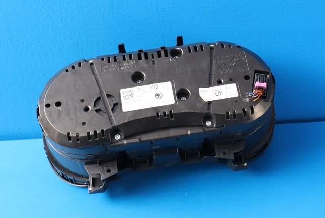 Instrumentpanel til Škoda Octavia 2013-2016 (Type III, Fase 1)  (VAG|5E0 920 871 D|)