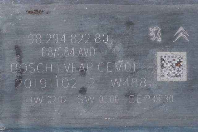 Ruteheis høyre foran til Peugeot 3008 2016-->> (Type II) (PEUGEOT|98 303092 80|)