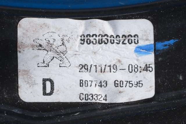 Ruteheis høyre foran til Peugeot 3008 2016-->> (Type II) (PEUGEOT|98 303092 80|)