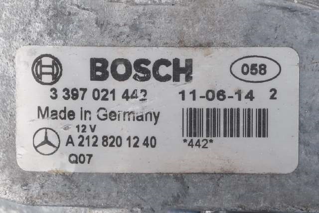 Viskermotor frontrute komplett m/overføring til Mercedes E-Klasse 2009-2013 (Fase 1) (W212) (W212) (BOSCH|1 397 220 666|)