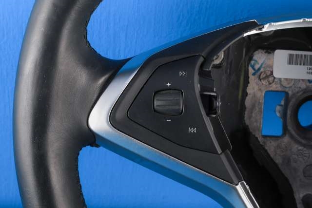 Ratt til Tesla Model S 2013-2016 (Fase 1) (TESLA|1036774-00-C|)