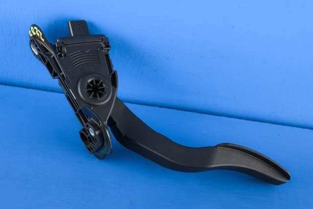 Pedal gass til Tesla Model S 2013-2016 (Fase 1) (HELLA|6PV 933 370-17|)