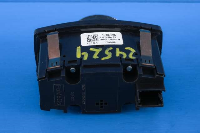 Bryter lys til Ford Transit Connect 2013-2018 Type II, Fase 1  (FORD|BM5T-13A024-AE|)
