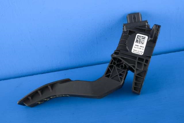 Pedal gass til Suzuki Swift 2017-->>  (SUZUKI|49400-68P50|)