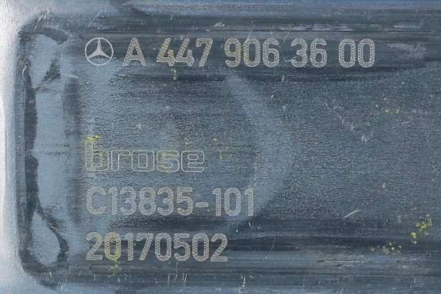Ruteheis, kun motor, høyre foran til Mercedes Vito 2014-->> (W447) (W447) (MERCEDES|A 447 906 36 00|)