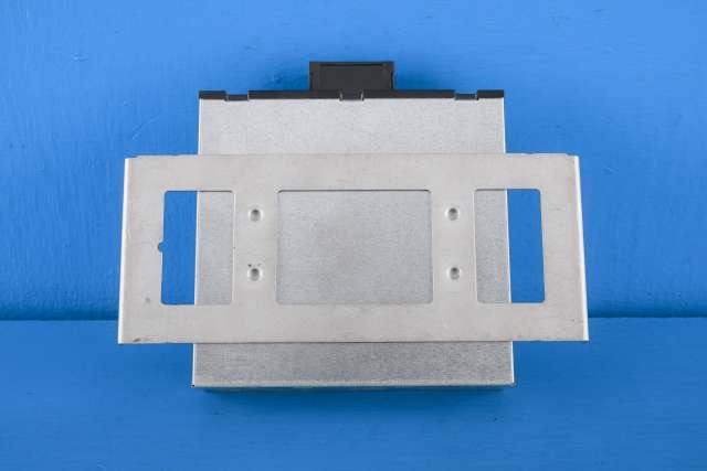 Styreenhet diverse til BMW 3-Serie 2005-2011 (E90/E91/E92/E93) (E90/E91/E92/E93) (HELLA|8ES 009 479 00|61.42-9 113 348|)