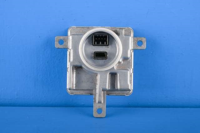 Styreenhet xenon/ballast til Volvo V40, 2012-2019  (MITSUBISHI|W003T22771)