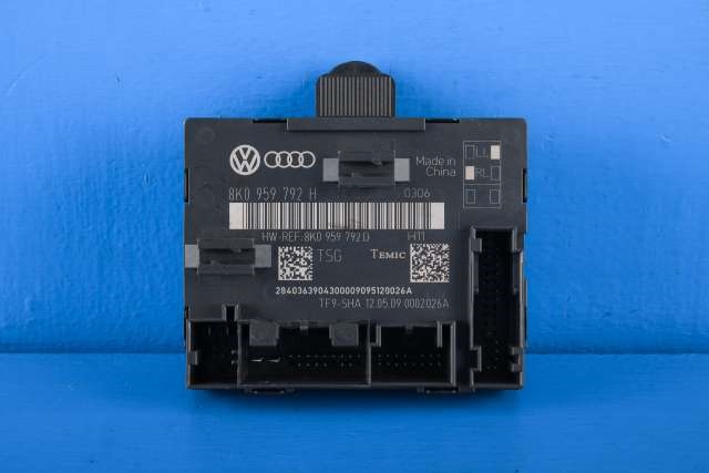 Styreenhet dør høyre foran til Audi A4, 2007-2014 (Type IV) (B8) (B8) (VAG|8K0 959 792 H)
