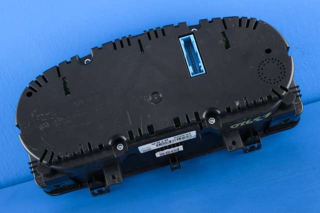 Instrumentpanel til VW Caddy 2015-2020 (Type III, Fase 3)  (VAG|2K5 920 876 A|)