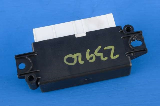 Styreenhet parkering til VW Caddy 2015-2020 (Type III, Fase 3)  (VAG|1K8 919 465|)
