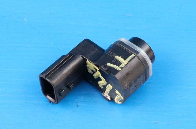 Parkeringssensor foran til Nissan Qashqai 2014-2021 (Type II) (NISSAN|28438-4EA0A|)