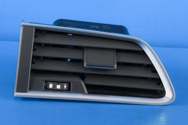 Dashbord friskluftdyse venstre til Peugeot 508 2014-2018 (Type I, Fase 2) (PEUGEOT|96 864573 77|)