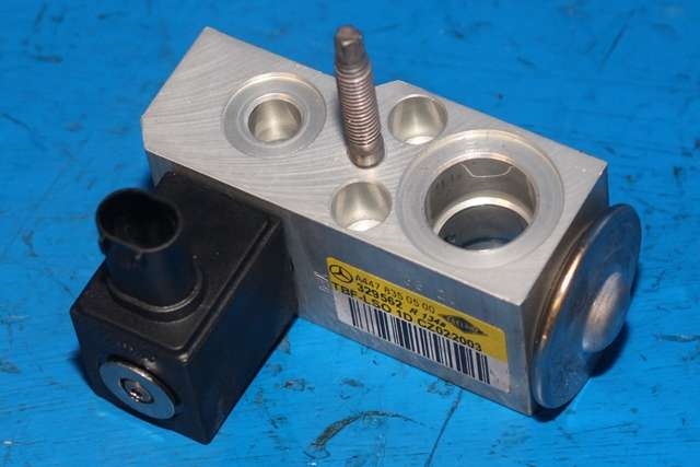 Aircondition diverse til Mercedes EQV, 2020-->> (W447) (W447) (MERCEDES|A 447 835 05 00)