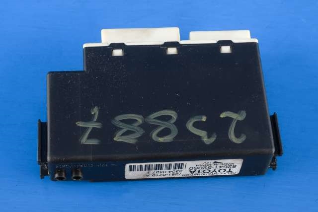 Rele diverse til Toyota Yaris 2012-2014 (Type III, Fase 1)  (TOYOTA|82641-52060|)