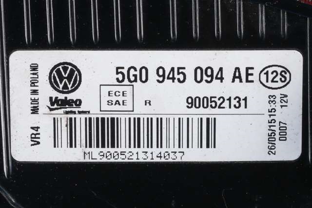 Baklykt høyre indre til VW Golf VII 2012-2017 (Fase 1)  (VAG|5G0 945 094 AE|)