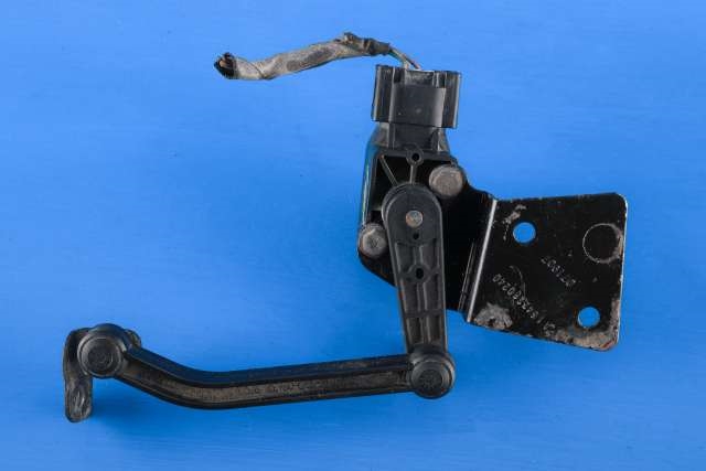 Sensor nivå, høyre foran til Mercedes GL 2006-2012 (X164) (X164) (MERCEDES|A 010 542 77 17|)