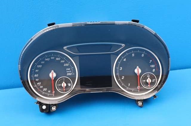 Instrumentpanel til Mercedes A-Klasse 2012-2018 (W176) (W176) (BOSCH|0 263 700 415|A 176 900 43 04|)