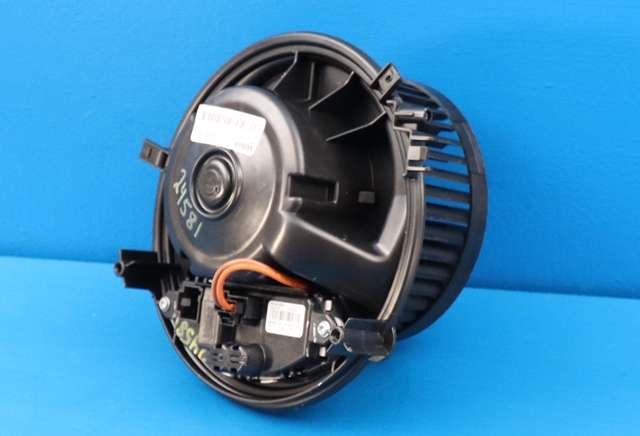 Varmeapparat motor til VW T-Roc 2017-->>  (VAG|5Q1 819 021 F|)
