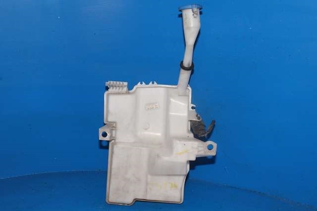 Spylertank foran til Ford Focus 2011-2014 (Type III, Fase 1) (FORD|BV61-13K175-EA|)
