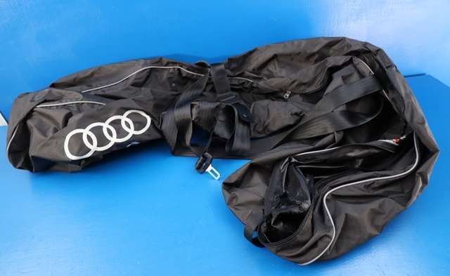 Bagasjerom diverse til Audi Q5 2012-2017 (Type I, Fase 2)  (VAG|4L0 885 215 G|)
