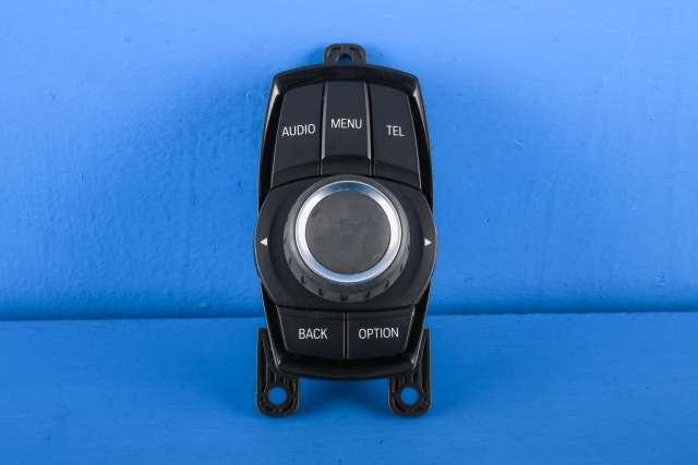 Bilstereo betjeningspanel til BMW 1-Serie 2011-2015 (Fase 1) (F20/F21) (F20/F21) (BMW|9 261 704|)