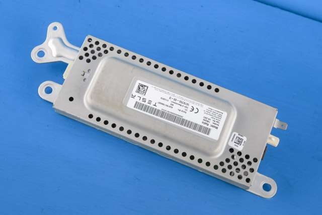 Bilstereo diverse til Tesla Model 3 2018-2023 (Fase 1) (TESLA|1079755-00-D|)
