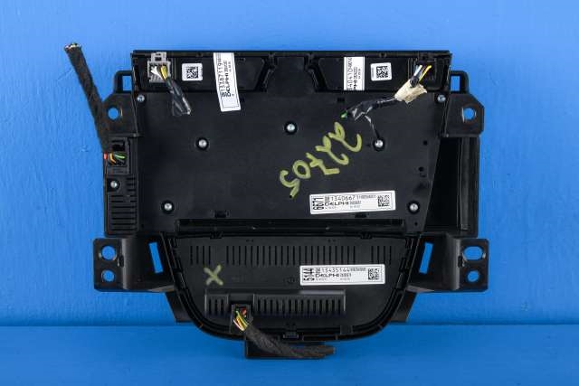 Bilstereo navigasjon betjeningspanel til Opel Astra J 2010-2015  (GM|13 406 671|)
