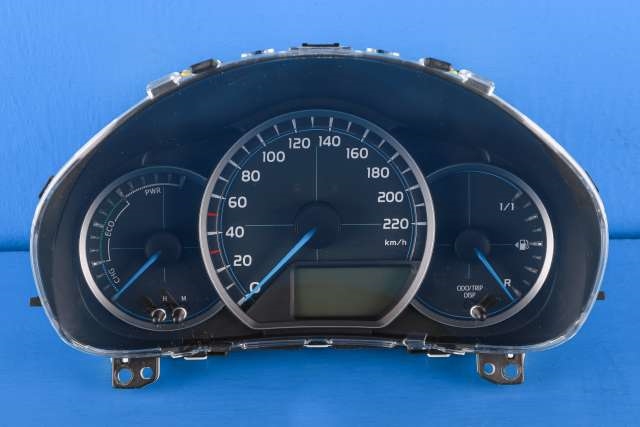 Instrumentpanel til Toyota Yaris 2012-2014 (Type III, Fase 1) (DENSO|157550-7733|83800-0DT70|)