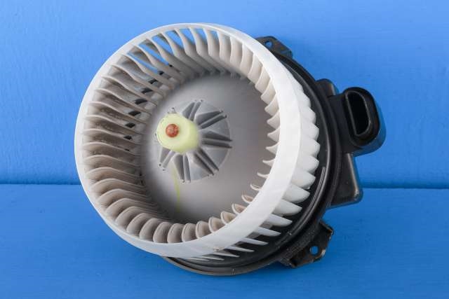 Varmeapparat motor til Toyota Yaris, 2012-2014 (Type III, Fase 1)