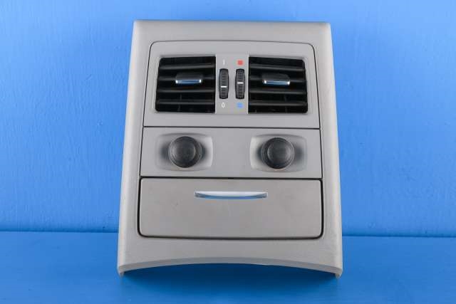 Dashbord friskluftdyse til BMW 3-Serie, 2005-2011 (E90/E91/E92/E93) (E90/E91/E92/E93) (BMW|7 138 526)