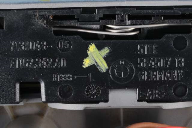 Dashbord friskluftdyse til BMW 3-Serie 2005-2011 (E90/E91/E92/E93) (E90/E91/E92/E93) (BMW|7 138 526|)